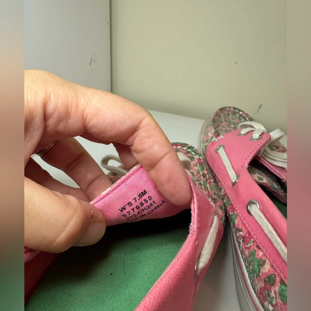 Sperry Shoes women’s size 7.5 Sequin Floral Pink Green